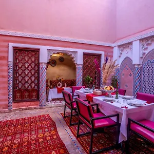  Bed & Breakfast Le Graff Pink